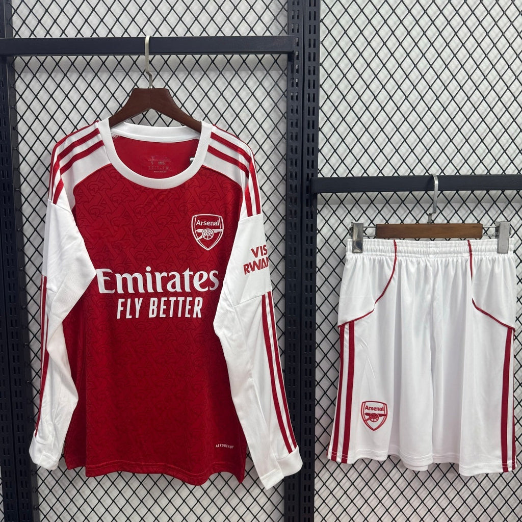 Maillot domicile Arsenal Le 12-ème Maillot, ensemble 25/26, manches longues, pour homme, vue de devant, détails de l'équipe et logo.