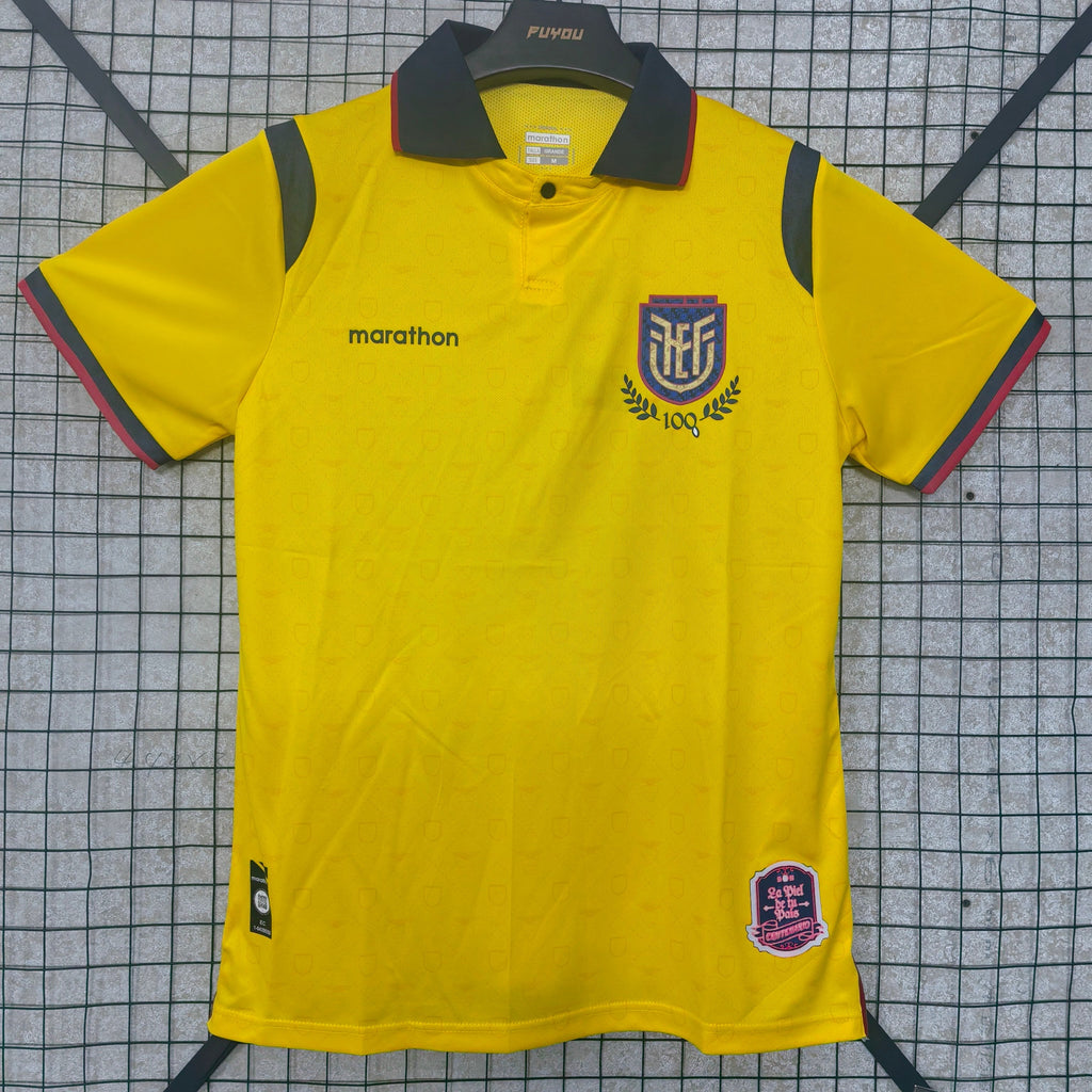 Maillot domicile 25/26 Équateur Le 12 -ème Maillot, maillot de football vert avec logo officiel, vue frontale.