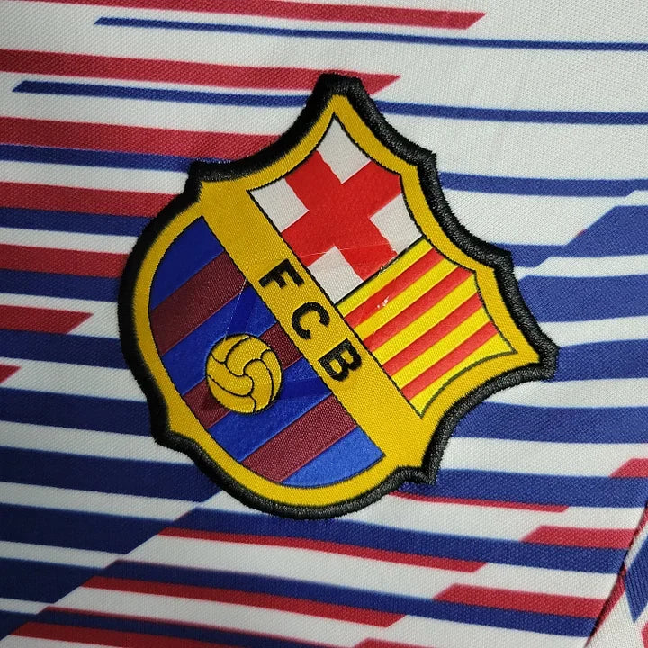 Maillot d'entraînement Barcelone FC 2023 2024 Le 12 -ème Maillot, maillot sportif avec logo du club et motifs modernes pour supporters.