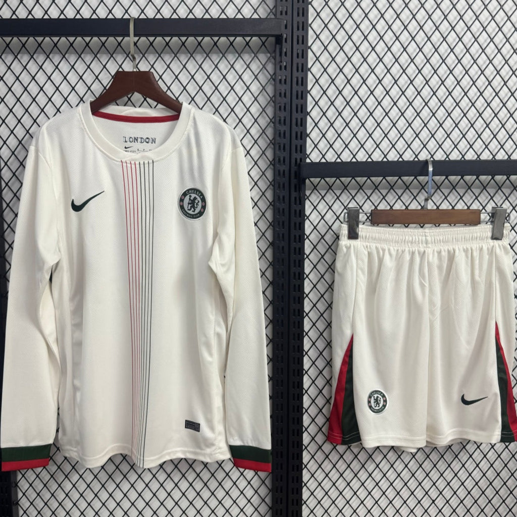Ensemble Chelsea extérieur pour adulte, manches longues, marque Le 12 -ème Maillot, veste bleue avec logo sur la poitrine.