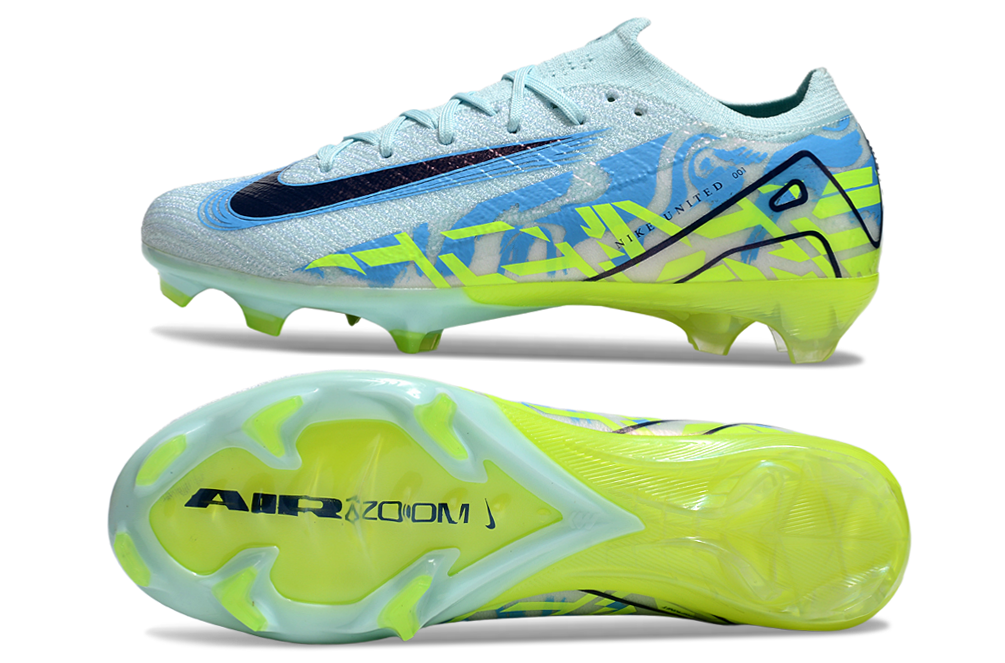 Crampons Mercurial Vapor XV Elite de Le 12 -ème Maillot, chaussures de football avec semelles à crampons métalliques.
