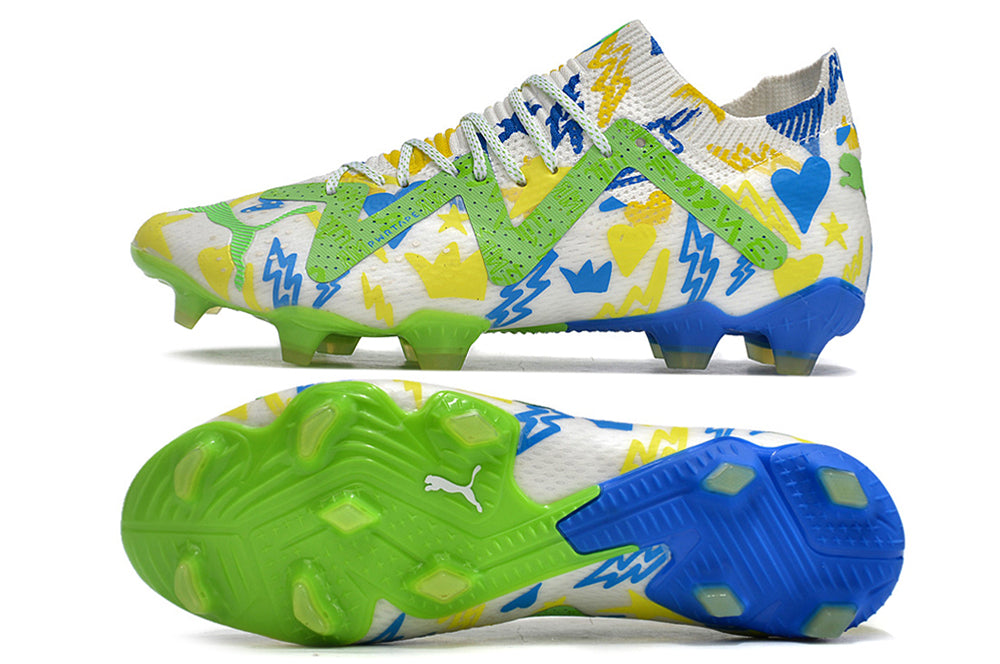 Crampons Future Ultimate FG de Le 12 -ème Maillot, système de fixation robuste pour chaussures de football, vue en gros plan