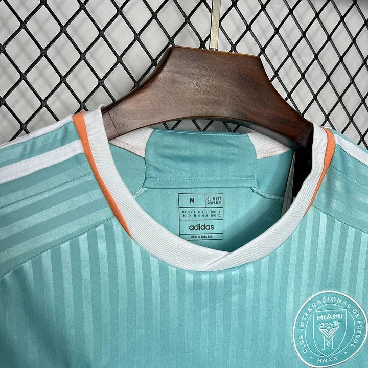 Maillot Inter Miami Third Vert 2024/25 Le 12 -ème Maillot, vue de face avec logo et détails du maillot de football.