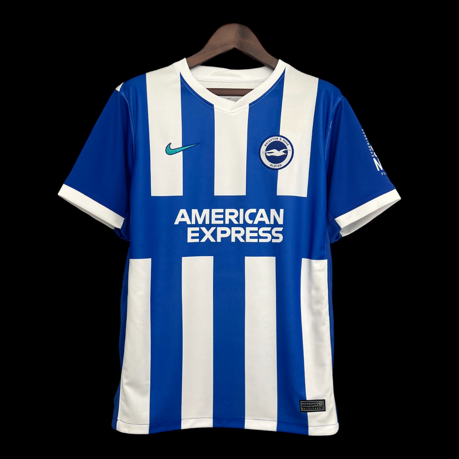 Maillot domicile Brighton 25/26 Le 12 -ème Maillot, maillot de football avec couleurs officielles, vue de face.