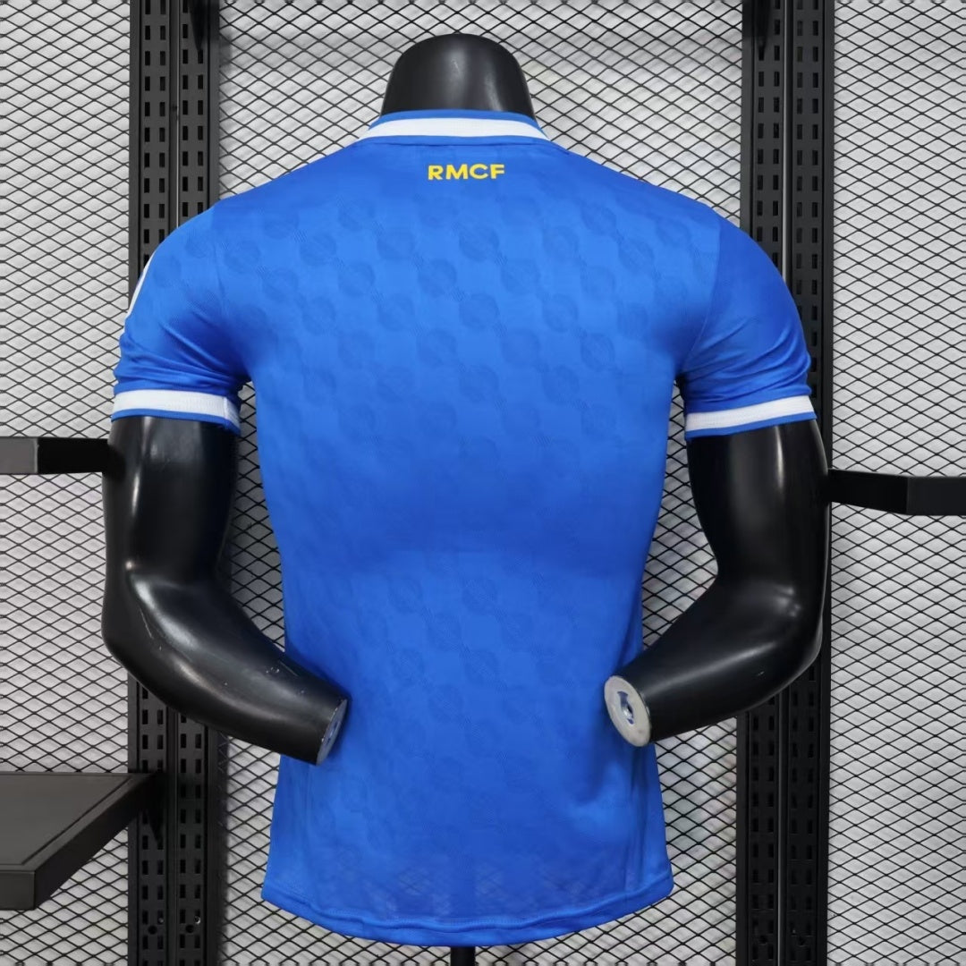 Maillot third Real Madrid 25/26 Le 12 -ème Maillot, maillot de joueur avec logo et détails du club blanc.