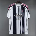 Maillot domicile Juventus 25/26 Le 12 -ème Maillot, maillot de football avec les couleurs officielles de l'équipe.