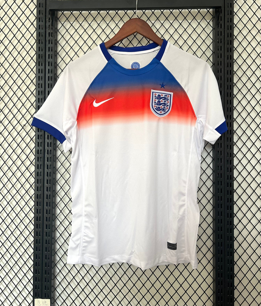 Maillot de football Angleterre 25/26 Le 12 -ème Maillot, maillot officiel avec logo et design de l'équipe nationale anglaise.