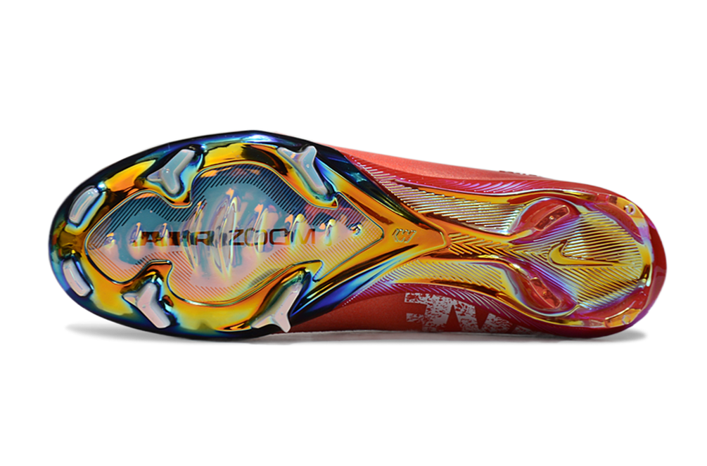 Crampons Mercurial Vapor 16 Elite XXV de Le 12 -ème Maillot, vue de dessus avec semelles en acier et design innovant.
