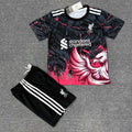 Ensemble enfant Liverpool Le 12 -ème Maillot, maillot de football pour garçon, en bleu avec logo et détails de l'équipe.