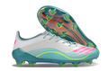 Crampons Didas F50 ELITE FG de Le 12 -ème Maillot, attaches métalliques pour chaussures de football, vue de face.