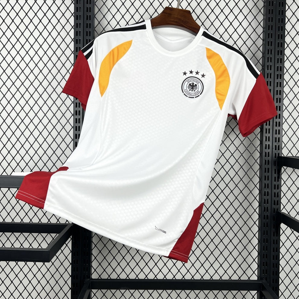 Maillot de football Allemagne 25/26 Le 12 -ème Maillot, maillot d'entraînement, design officiel, couleur dominante verte et noire