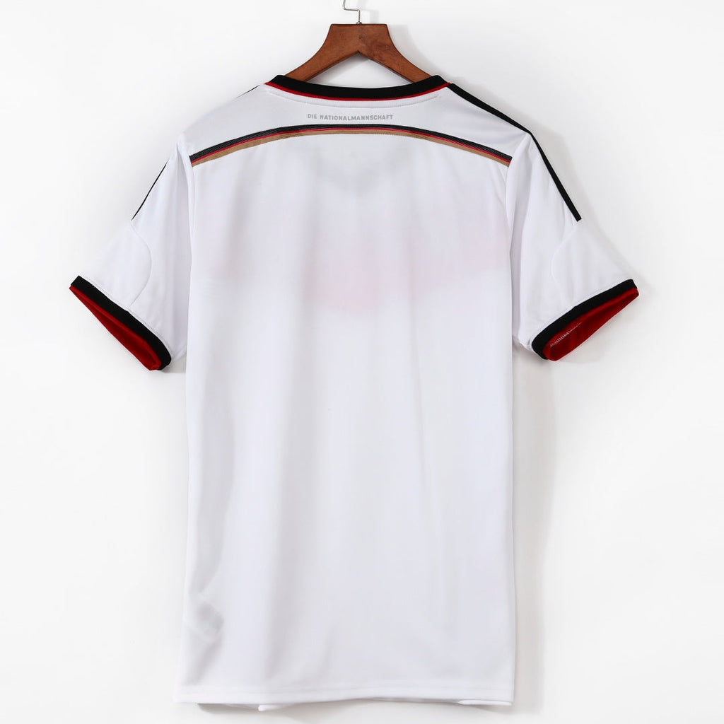 Maillot domicile rétro 2014 de l'équipe d'Allemagne, marque Le 12 -ème Maillot, vue de face avec détails du design.