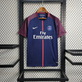 Maillot Paris rétro 2017-2018 Le 12 -ème Maillot, maillot de football avec logo et design vintage visible sur l'image.