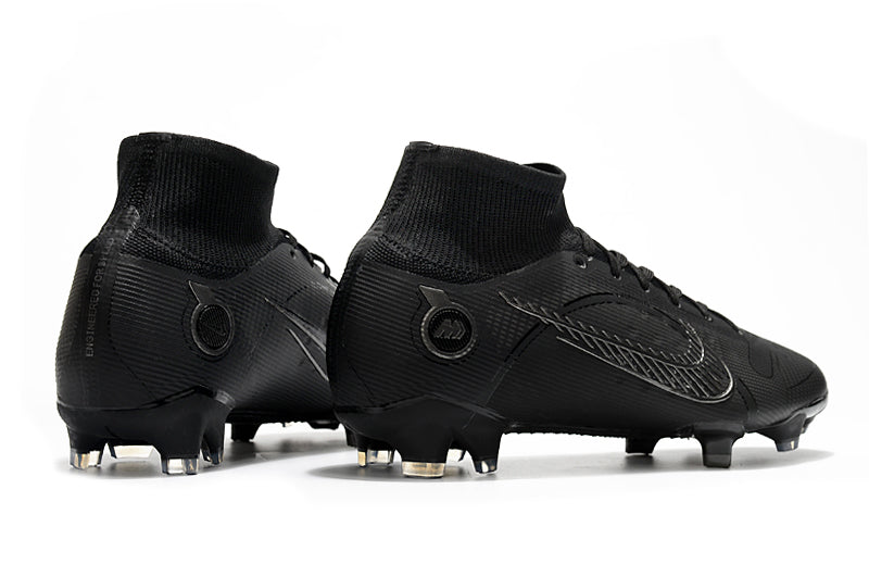Crampons Mercurial Superfly IX Elite de Le 12 -ème Maillot, vue détaillée des pointes et de la semelle pour football.