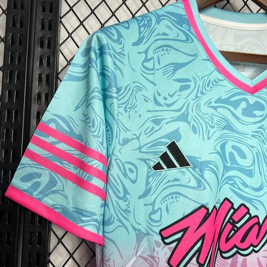 Maillot Inter Miami Concept 2024/2025 de Le 12, maillot de football avec design moderne et logo de l'équipe.