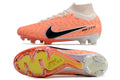 Crampons Mercurial Superfly IX Elite pour football, conçus pour la performance et la rapidité sur le terrain.