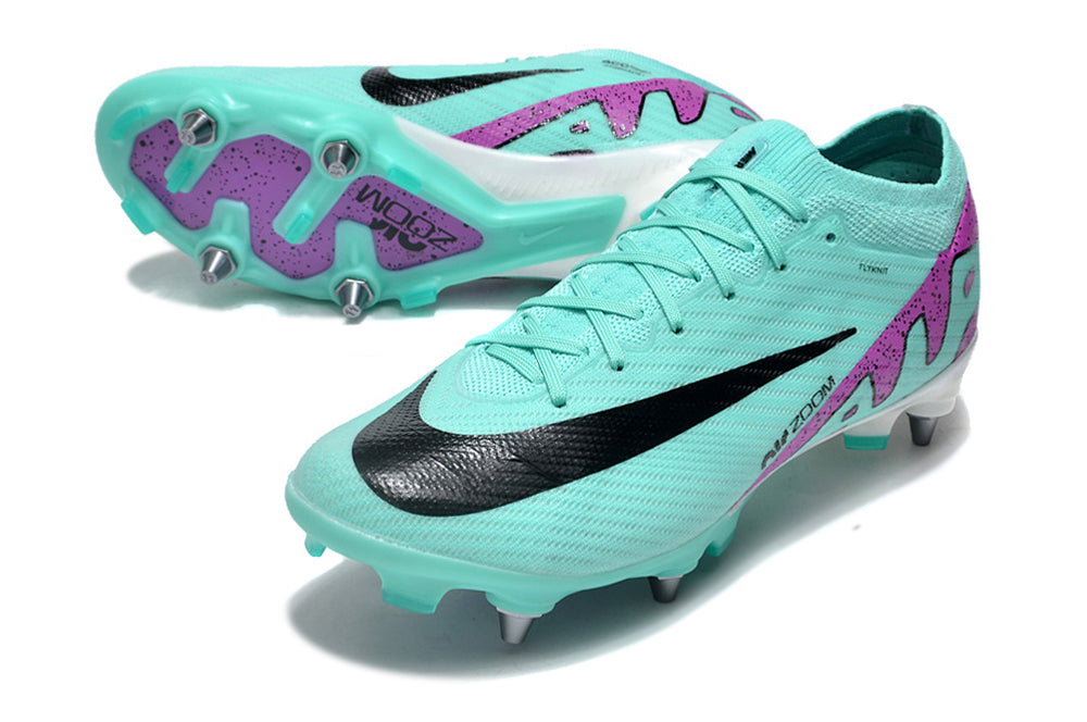 Crampons Mercurial Vapor XV Elite de Le 12 -ème Maillot avec pointes en métal pour football.