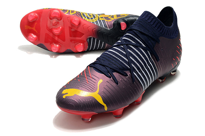 Crampons Future Z 1.1FG de Le 12 -ème Maillot, détails des pointes en acier et fixation pour chaussures d'alpinisme.