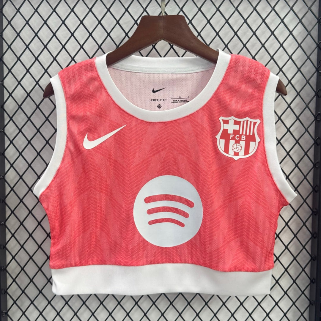 Maillot de football femme Le 12 -ème Maillot Barcelone 25/26, design spécial pour femmes, vue de face.