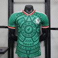 Maillot domicile Mexique 25/26 Le 12 -ème Maillot, maillot de football pour enfants, devant avec logo et motifs mexicains.