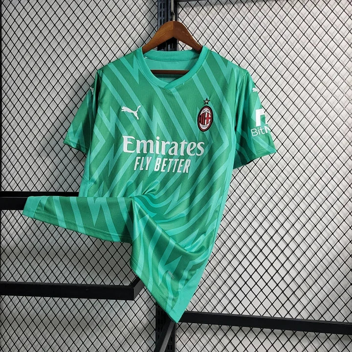 Maillot de gardien AC Milan 2023 2024 Le 12-ème Maillot, maillot de football avec logo et détails de l'équipe.