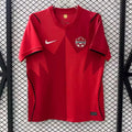 Maillot domicile Canada 25/26 de Le 12 -ème Maillot, maillot de football avec logo et couleurs rouges et blanches.
