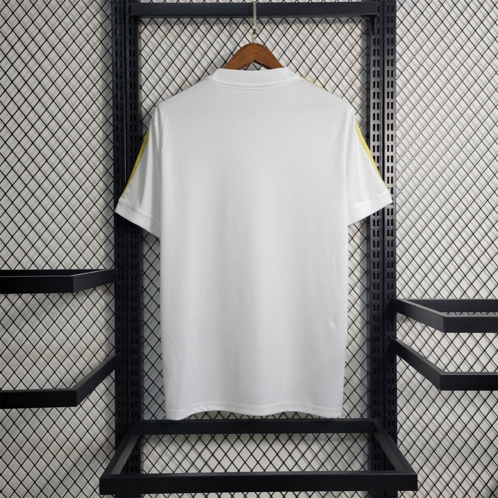 Maillot de football Italie 24/25, version spéciale blanche, par la marque Le 12 -ème Maillot, vue de face.