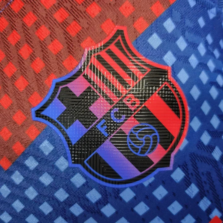 Maillot d'entraînement FC Barcelone 2023-2024 Le 12-ème Maillot, devant avec logo et design sportif.