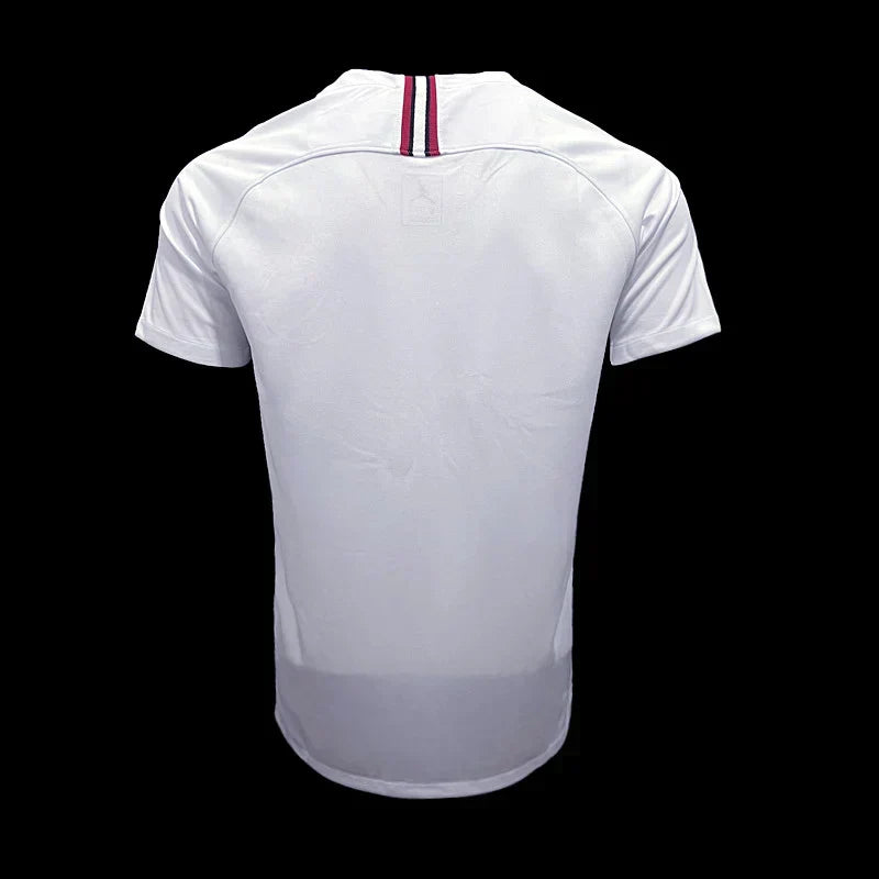 Maillot 18/19 PSG Rétro Le 12 -ème Maillot, maillot de football vintage avec logo et design classique, vue de face.