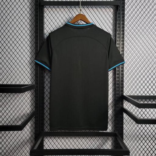 Maillot Brésil 2022-2023 édition spéciale noir de Le 12 -ème Maillot, vue de face avec logo et détails du kit.