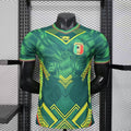 Maillot Mali vert pour joueur 25/26 de la marque Le 12 -ème Maillot, vue de face avec logo et détails du design.