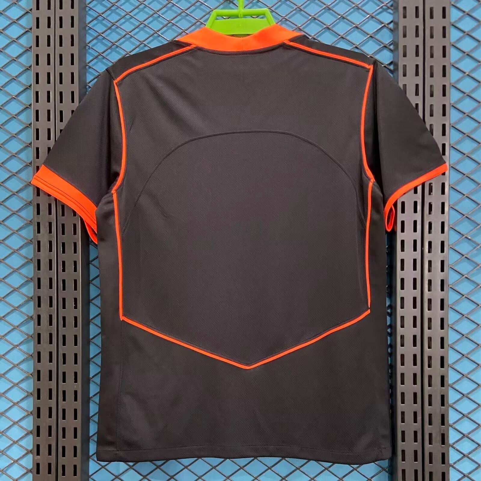 Maillot de football Corinthian Third 25/26 de la marque Le 12 -ème Maillot, vue front avec logo et numéros blancs.