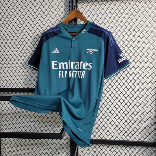 Maillot extérieur Arsenal 2023 2024 Le 12-ème Maillot, maillot de football avec logo et design de l'équipe.