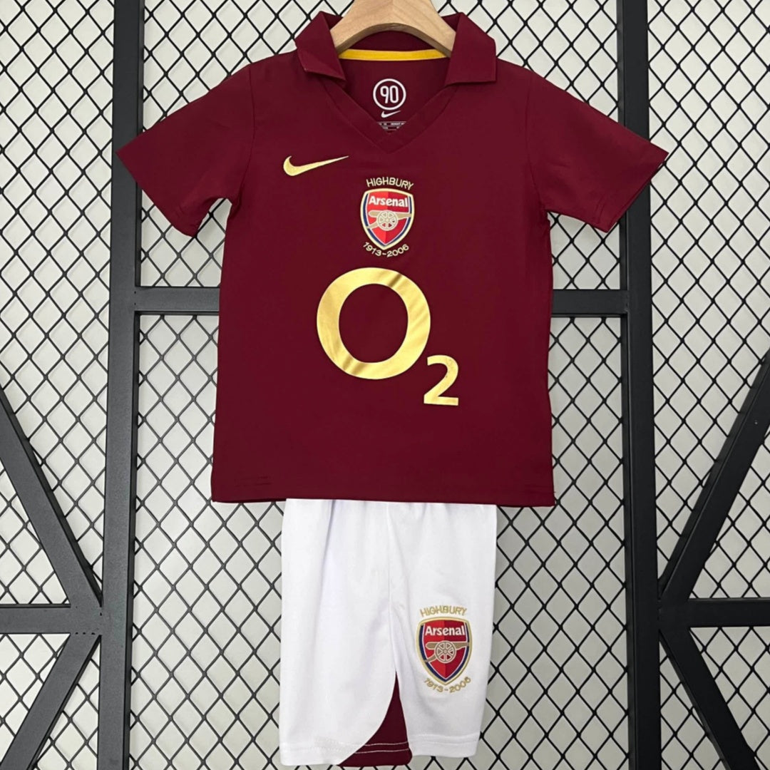 Ensemble enfant Arsenal domicile rétro 2005-2006, maillot Le 12-ème Maillot, maillot de football avec logo et détails bleus et rouges