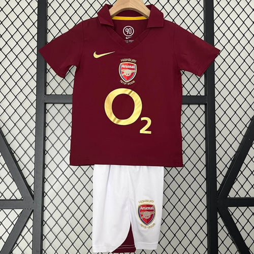 Ensemble enfant Arsenal domicile rétro 2005-2006, maillot Le 12-ème Maillot, maillot de football avec logo et détails bleus et rouges