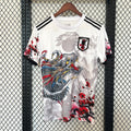Maillot 2024 japonais anime style A, marque Le 12 -ème Maillot, en tissu coloré avec motifs inspirés d'anime japonais.
