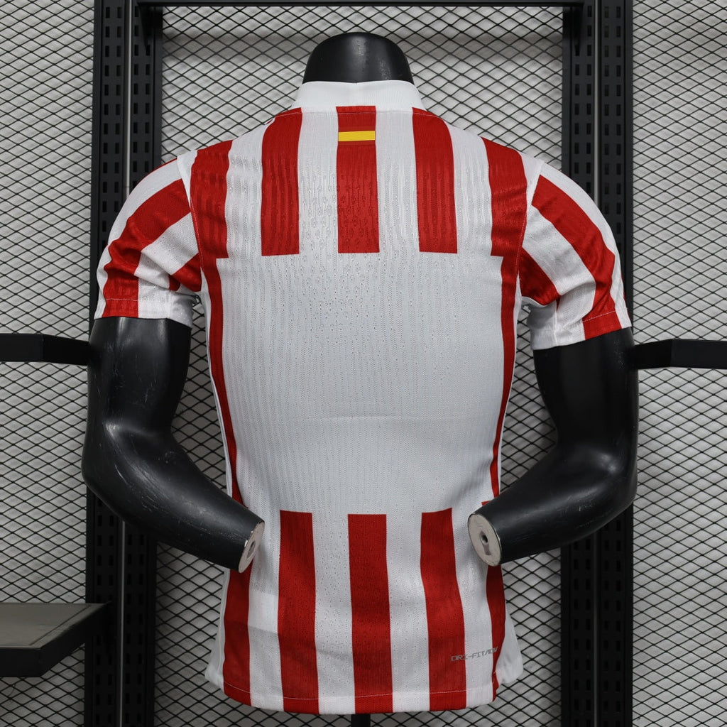 Maillot domicile Atlético Madrid 25/26 Le 12 -ème Maillot, maillot de football avec logo et design rouge et blanc.