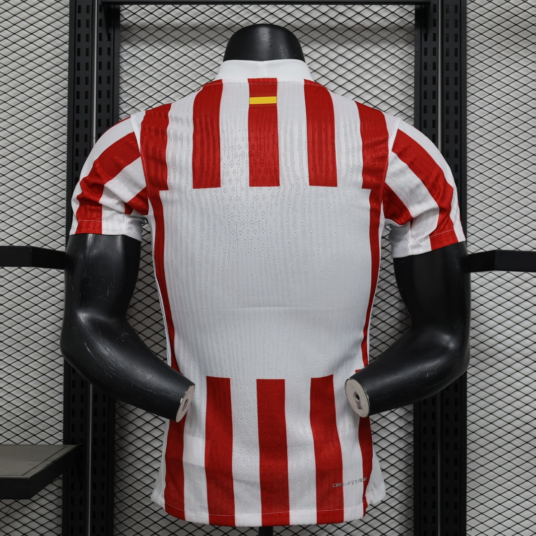 Maillot domicile Atlético Madrid 25/26 Le 12 -ème Maillot, maillot de football avec logo et design rouge et blanc.