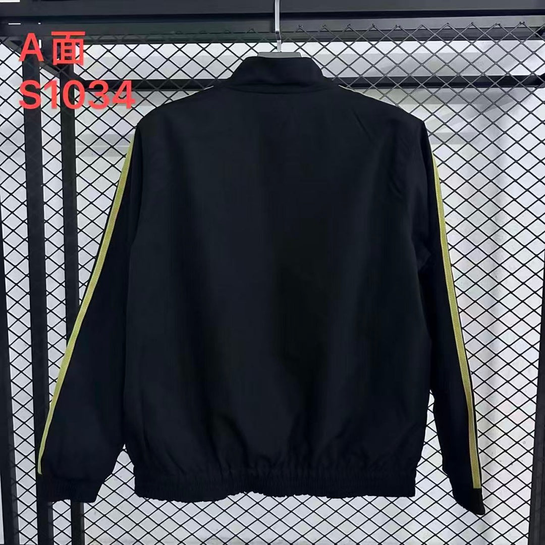 Veste coupe-vent réversible Arsenal Le 12 -ème Maillot, tissu léger, logo sur le devant, côté uni et côté à rayures.