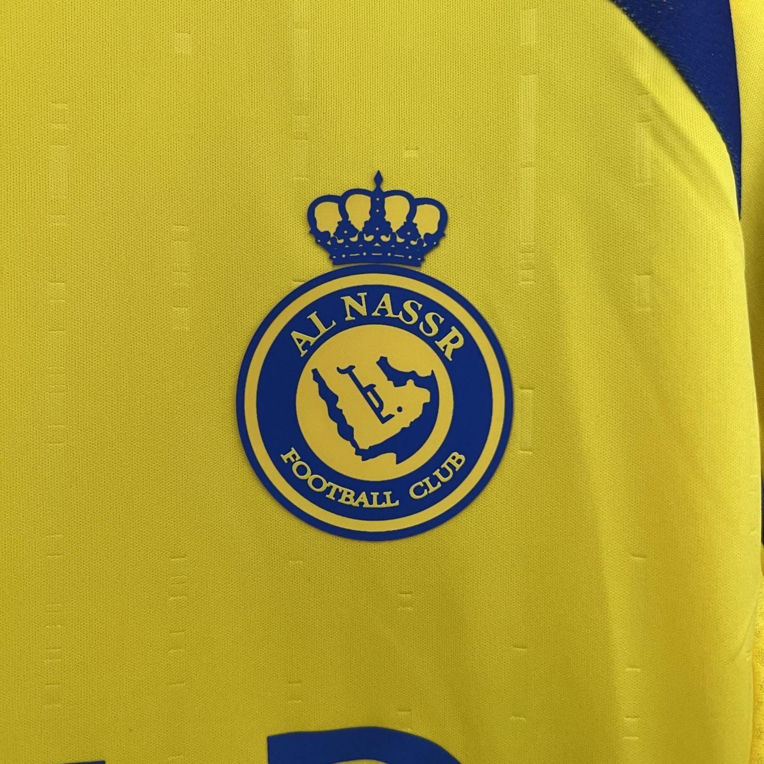 Maillot domicile AL NASSR 24/25 Le 12 -ème Maillot, maillot de football avec logo et couleurs de l'équipe.