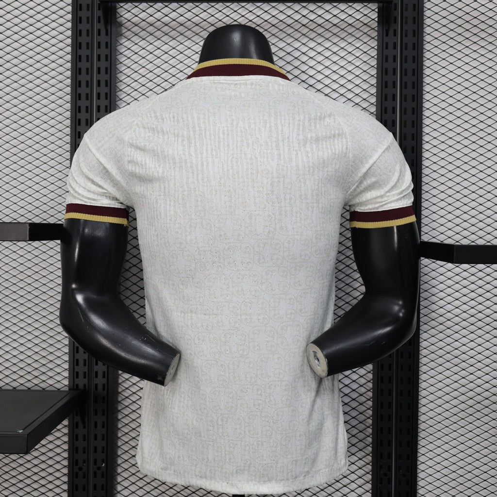 Maillot extérieur Espagne 25/26 pour joueur, marque Le 12 -ème Maillot, vue front avec logo et détails du design.
