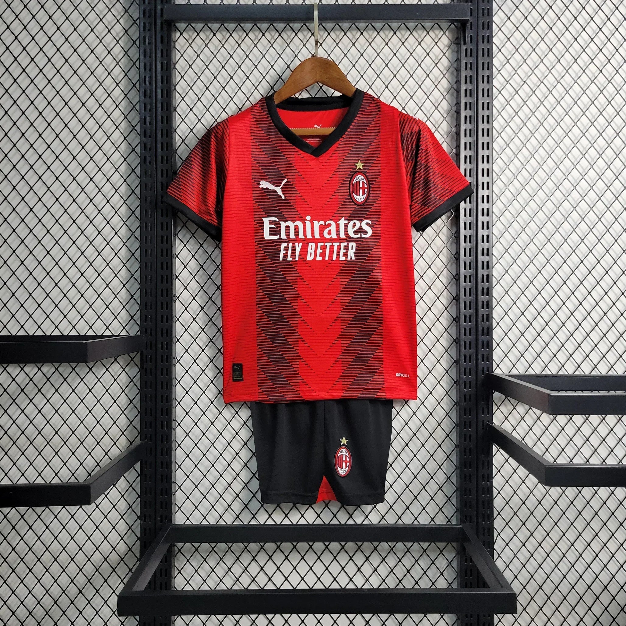 Vêtements de sport pour enfants, kit AC Milan 2023-2024, maillot et short, marque Le 12 -ème Maillot, couleurs rouge et noir