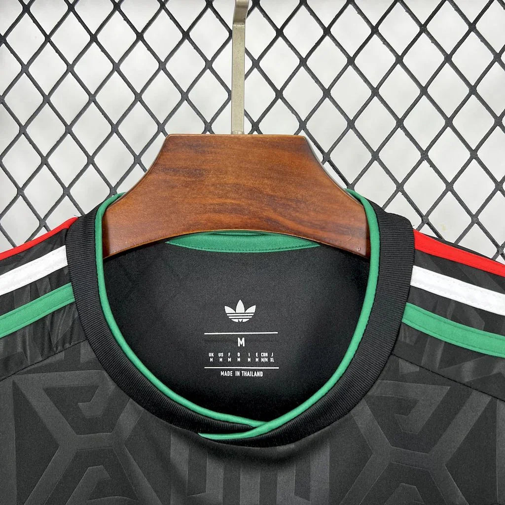 Maillot extérieur Mexique 2025-26 Le 12 -ème Maillot, maillot de football aux couleurs du Mexique, vue frontale avec logo et détails.