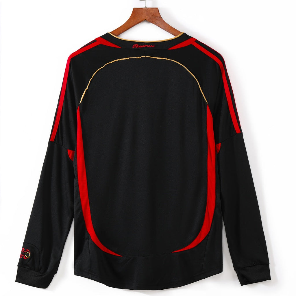 Maillot rétro AC Milan 2006-2007, maillot third manches longues, marque Le 12 -ème Maillot, design vintage et logo du club