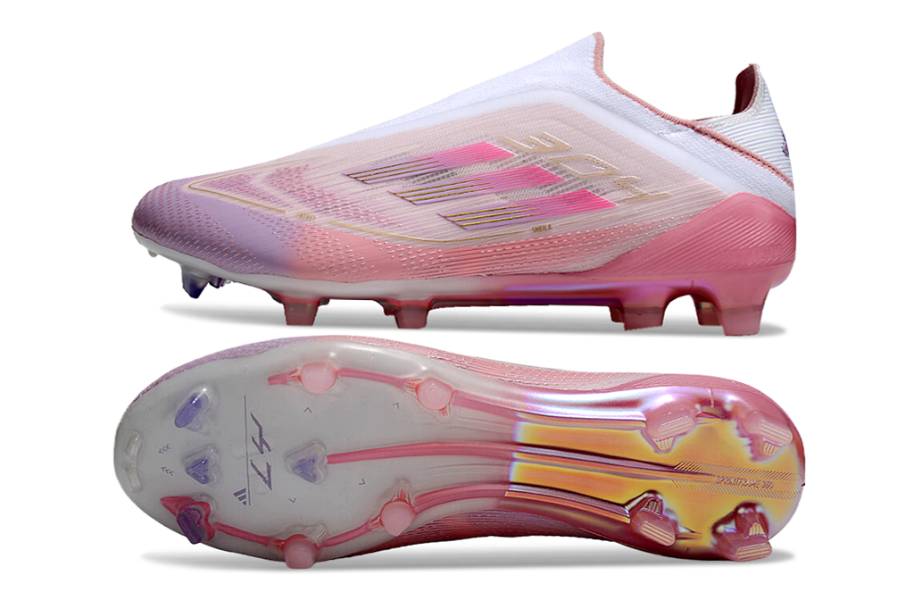 Crampons F50 élite de Le 12 -ème Maillot, conçus pour optimiser l'adhérence sur la glace et la neige.