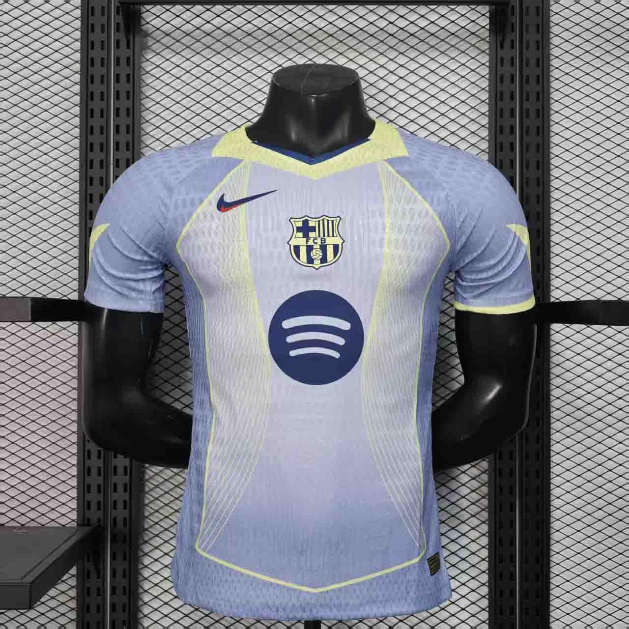 Maillot FC Barcelone 2025/26 Le 12 -ème Maillot, jersey de football avec logo du club et design moderne visible sur l'image.
