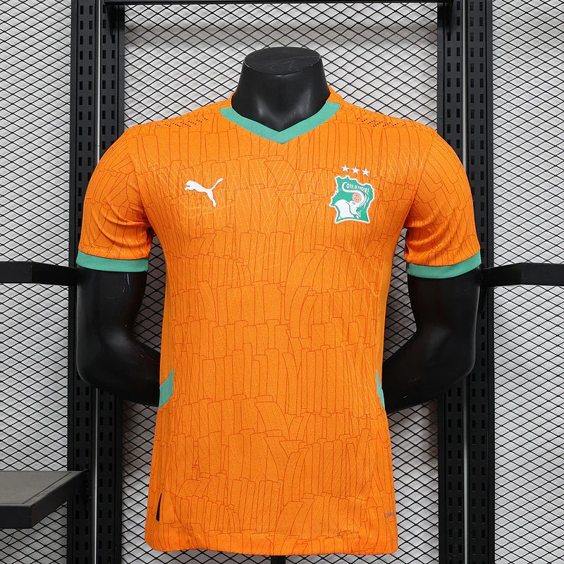 Maillot Côte d'Ivoire CAN 2025-26 de la marque Le 12 -ème Maillot, vue de face, détails du design et couleurs ivoiriennes