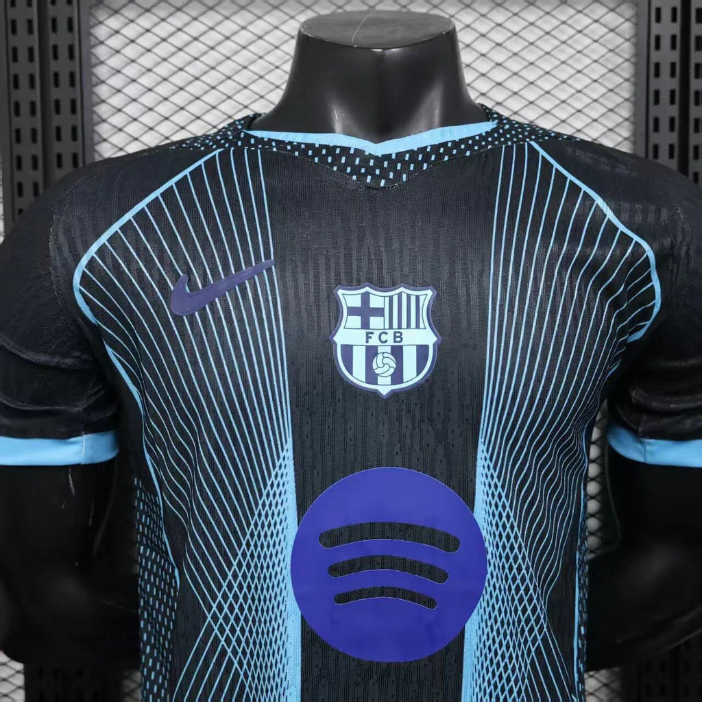 Maillot FC Barcelone concept 2025-26 par Le 12-ème, devant avec logo du club, design moderne et coloré.