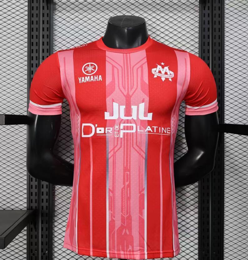 Maillot Marseille JUL de la marque Le 12 -ème Maillot, maillot de football avec logo et détails du club marseillais.