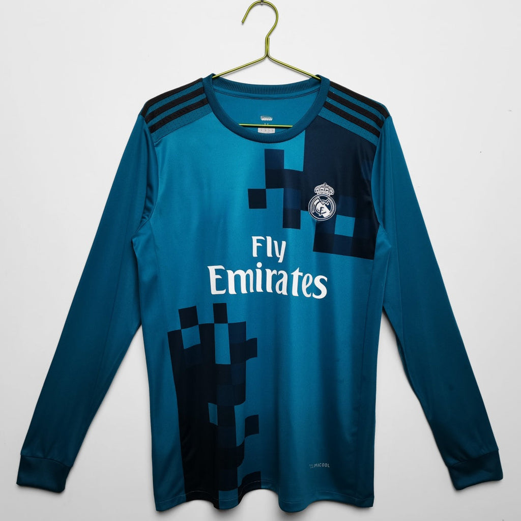 Maillot rétro de football Real Madrid 2017-2018, maillot third à manches longues, marque Le 12 -ème Maillot, design vintage.